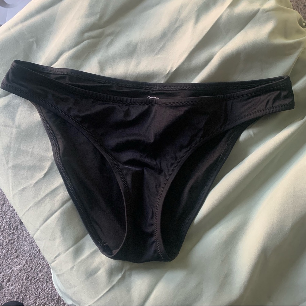 🌸MeUndies Black Bikini Bottom